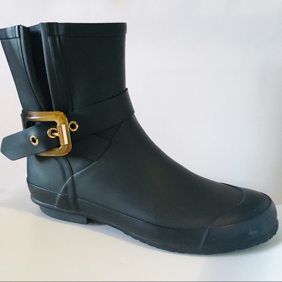 burberry mid buckle rain boot